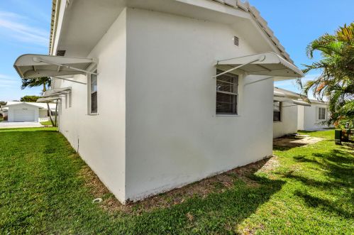 1105 16 St, Boynton Beach FL  33426-5815 exterior