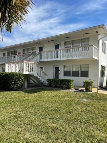 157 Windsor H, West Palm Beach, FL 33417-2429