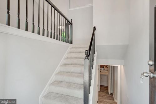 7309 Drew Ln, Fredericksburg VA  22407-6667 exterior