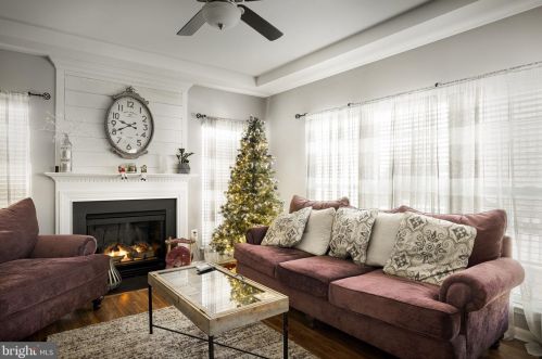 144 Colonial Dr, Charles Town WV  25414-4497 exterior