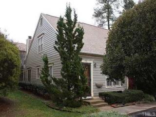 1738 Township Cir, Raleigh, NC 27609-5072