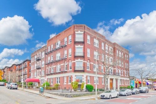 178 Brighton Ave, Boston MA  exterior