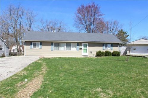 635 Park Dr, Greenwood, IN 46143-1238