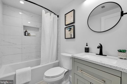 4624 Asbury Pl, Washington DC  20016-4325 exterior