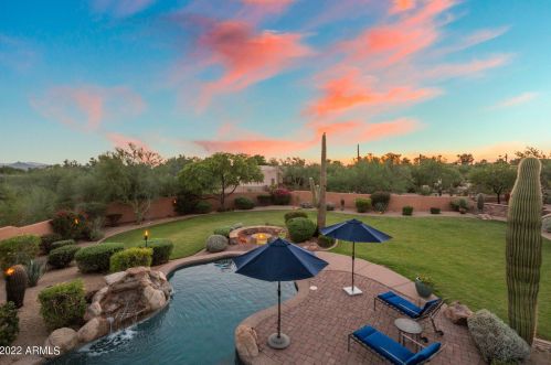 8537 Los Gatos Dr, Scottsdale AZ 85255-5063 exterior