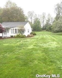 42 View Point Dr, Slate Hill, NY 10973-4327