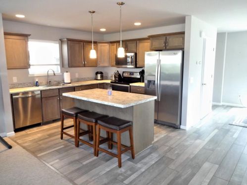 477 Star Dr, Madison, WI 53718