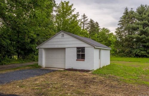 534 Lattintown Rd, Marlborough NY  12542-5158 exterior