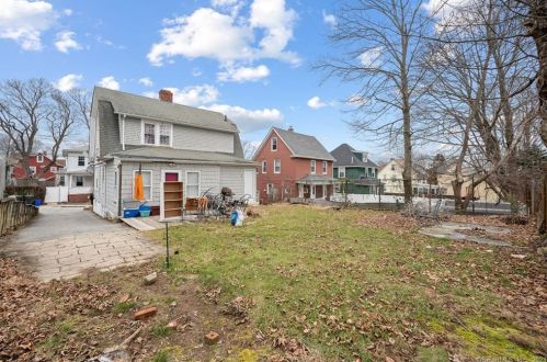 24 Avery Ct, United States Coast Guard Ac, CT 06320-4806