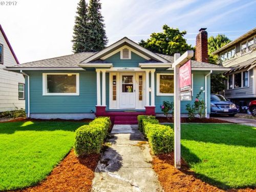 1601 60th Ave, Portland, OR 97213-4247