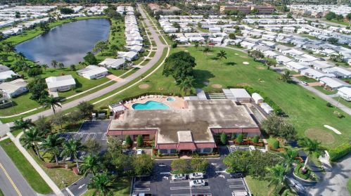 1105 16 St, Boynton Beach FL  33426-5815 exterior