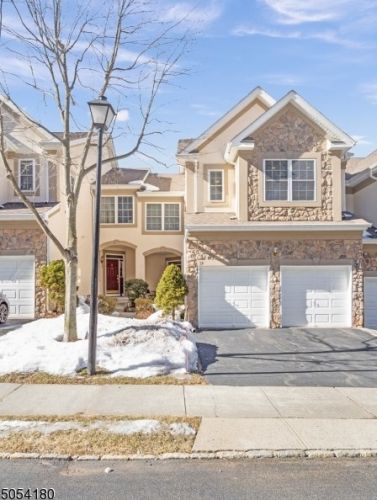 52 Henning Ter, Parsippany NJ  07834-3716 exterior
