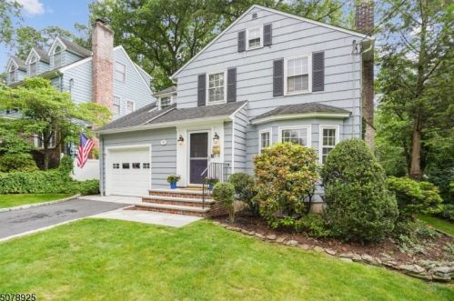 45 Birdseye Gln, Verona, NJ 07044-2304