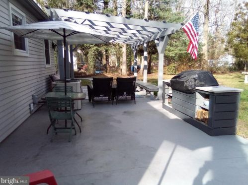 17 Waltham Way, Erial NJ  08081-9321 exterior