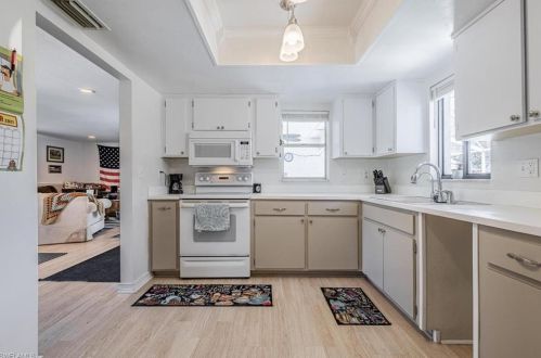 518 Michael Ave, Lehigh Acres FL  33972-2309 exterior