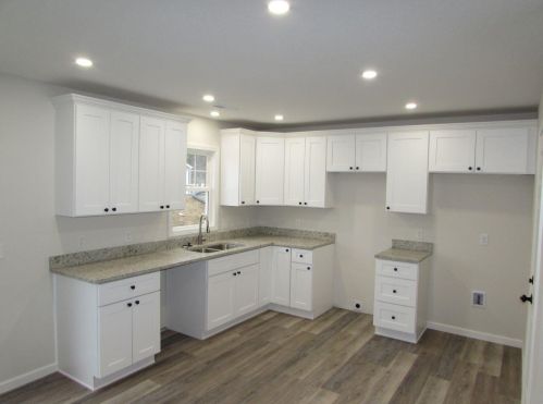 1641 Wright St, Bellefontaine, OH 43311-1559
