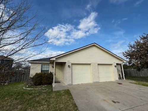 1031 Trail Driver Cv, Georgetown TX  78626-7896 exterior