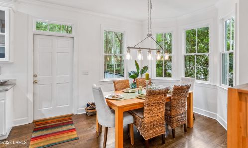 121 Bartram Dr, Beaufort SC  29902-5700 exterior