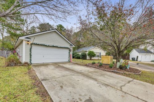 230 Two Pond Loop, Ladson SC  29456-6918 exterior