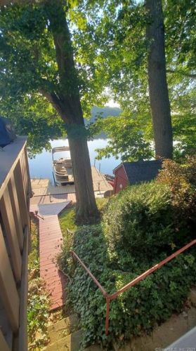 93 Lakeview Dr, Colchester CT  06415-2333 exterior