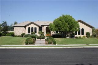 1001 Paxton Way, Bakersfield, CA 93312-5721