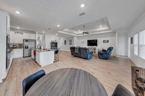 69 Hammock Oaks Blvd, Freeport FL  32439 exterior