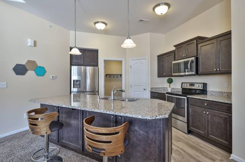 2485 Rolling Hills Dr, Covington KY  41017-5149 exterior