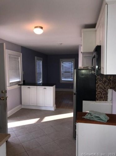 345 Stillson Rd, Waterbury CT  06705-1643 exterior