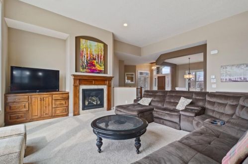 11856 Jamestown St, Minneapolis MN 55449-7526 exterior