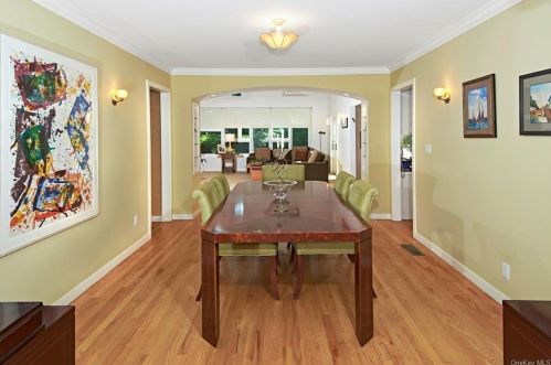 26 Bonwit Rd, Rye Brook NY  10573-1437 exterior