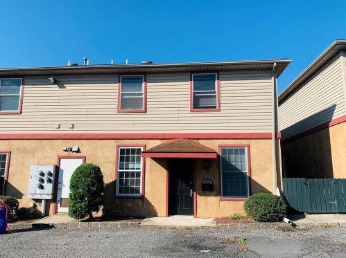 705 Palmer St, Easton, PA 18042-6197