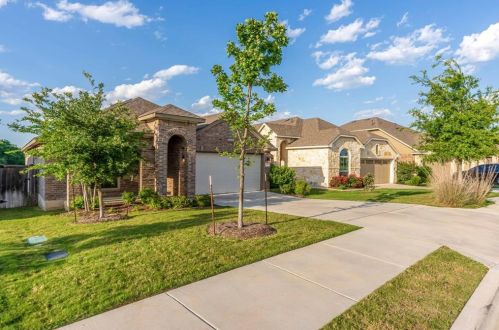 5713 Scenic Lake Dr, Georgetown TX  78626 exterior