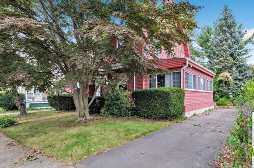 944 Laurel Ave, Bridgeport, CT 06604-2101