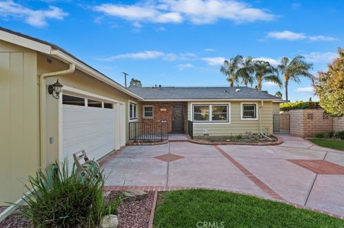 5725 Tower Rd, Riverside, CA 92506-1068