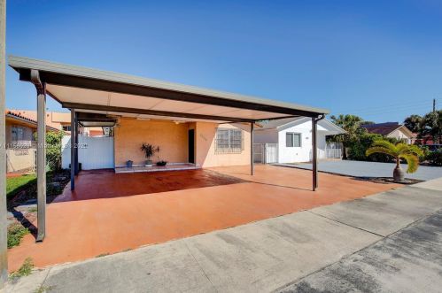 1283 40th St, Hialeah, FL 33012-4754