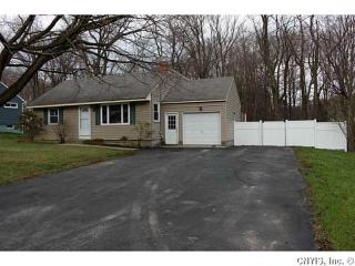 209 Forsythe St, Split Rock, NY 13031-2417
