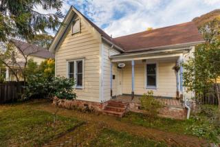 140 Clara Ave, Ukiah, CA 95482-4002