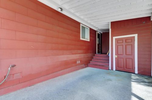 13010 Frosty Ln, Grass Valley, CA 95945-4916