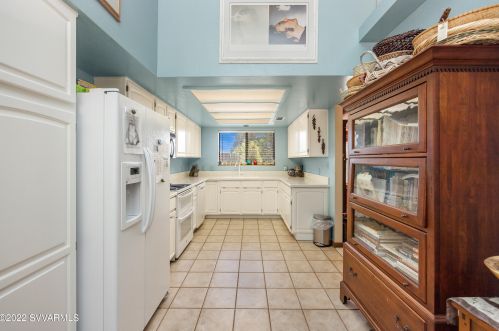 56 Pinon Wood Dr, Sedona AZ 86351-7919 exterior