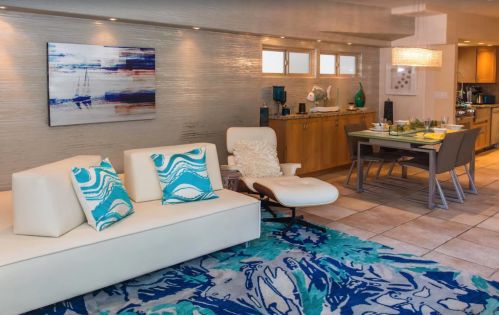 3845 Bayside Ln, San Diego CA 92109-7231 exterior