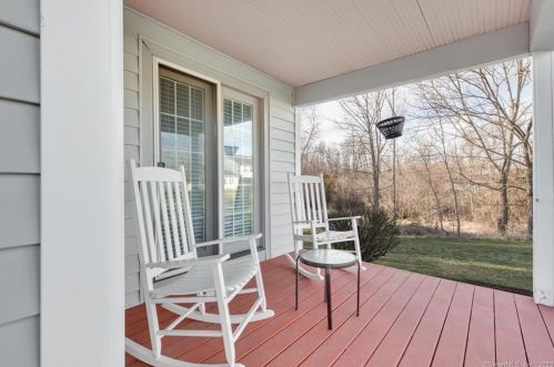 46 Yale Dr, Manchester, CT 06042-8504