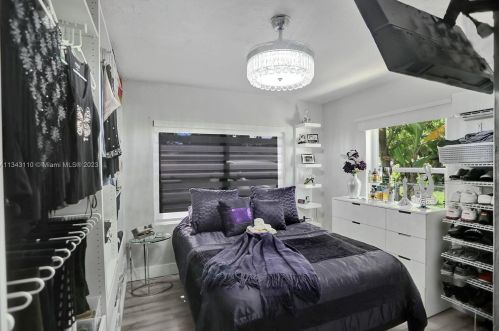 921 18th St, Hialeah FL  33010-2322 exterior