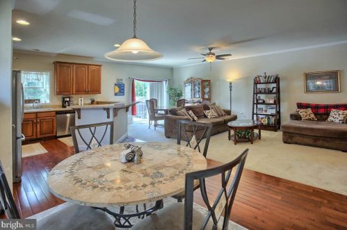 152 Ashford Way, Camp Hill PA  17011-3919 exterior