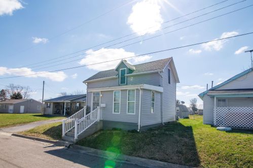 1339 Willard St, Washington Ch OH  43160-2373 exterior