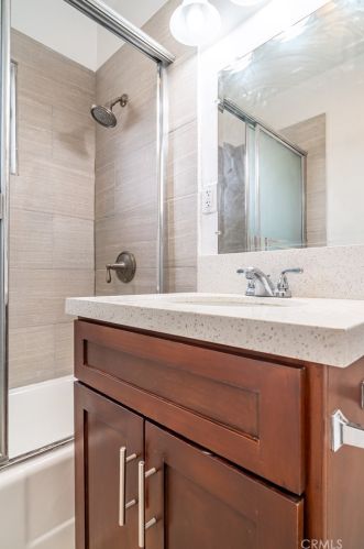 691 Date Ave, Rialto CA  92376-7006 exterior