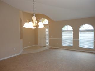 1012 Cristelle Jean Dr, Ruskin FL  33570-7938 exterior