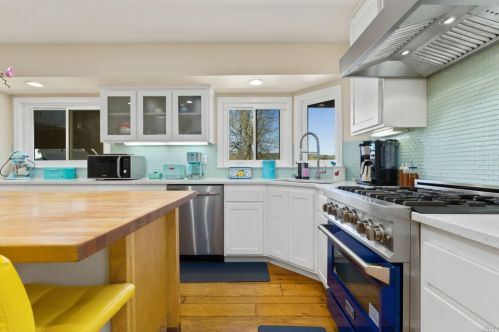 9591 Kristine Way, Windsor CA  95492-8889 exterior
