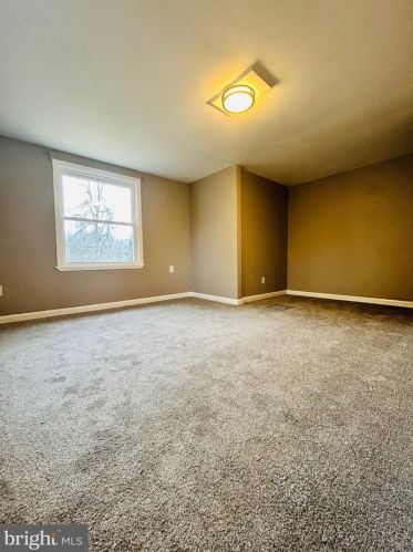 1570 Good Intent Rd, West Deptford NJ  08096-6112 exterior