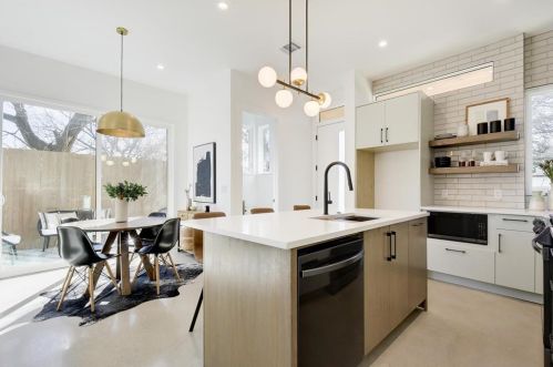 4907 Delores Ave, Austin TX 78721-2107 exterior