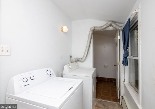 5032 Hazel Ave, Philadelphia PA 19143-1621 exterior